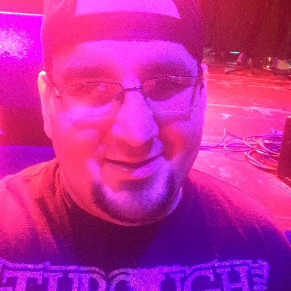 Meet your Posher, Kyle - Picture 1 of 1